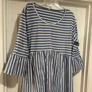 VGUC Blue/White stripe maternity top (XL)